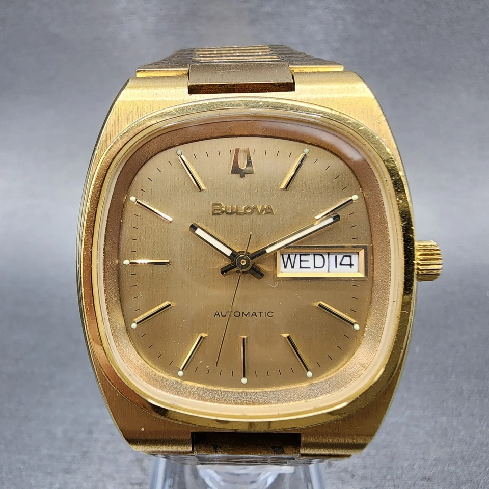Bulova Reloj Automático Hombre 36mm Esfera Dorada Tono Dorado Fecha Día TV Rectángulo Funciona Foto 2 de 4