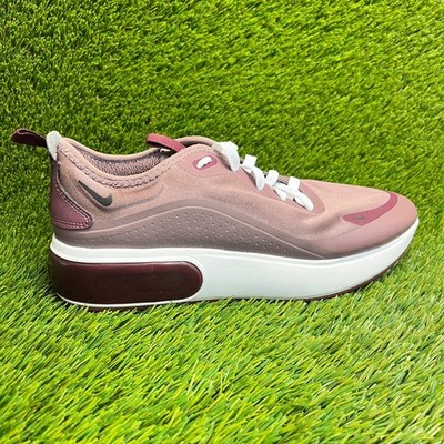 Nike Air Max Dia Plum Eclipse Womens Size 10 Purple White Running Shoes Sneakers