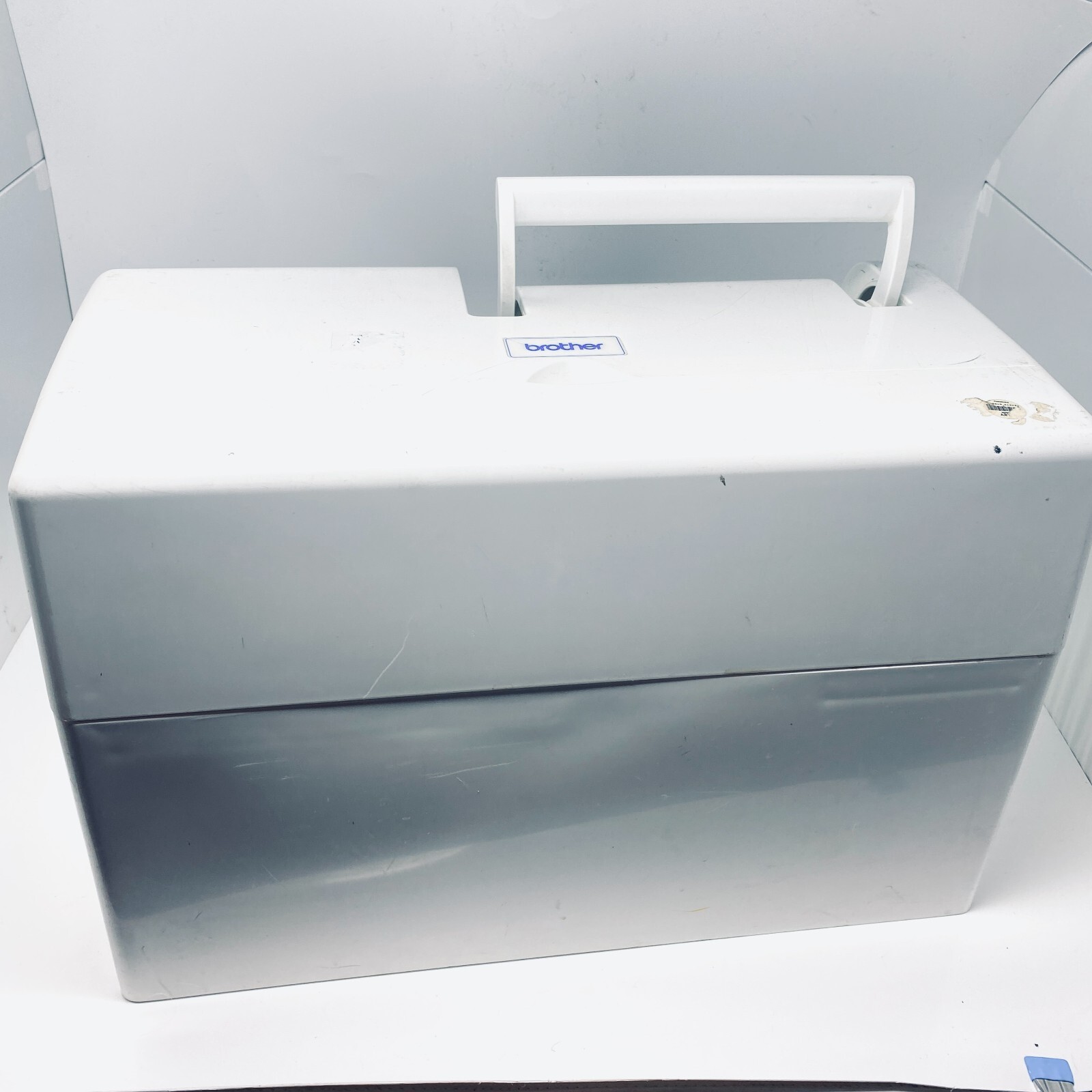 Brother ULT2003D Pacesetter Disney embroidery & sewing machine & cover