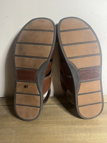 VIONIC Men’s Fisherman Sandals 11 Brown - Picture 10 of 11