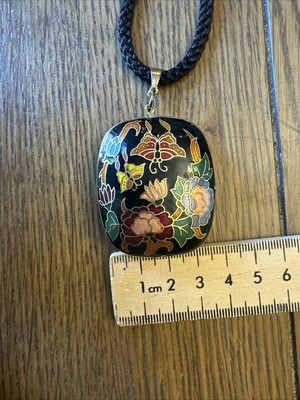 Collier Vintage Années 70 En émail Cloisonné Rouge - Bijou Ancien Et Unique