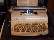 ORIGINAL OWNER VINTAGE SMITH-CORONA CORONET SUPER 12 ELECTRIC TYPEWRITER w/CASE thumbnail