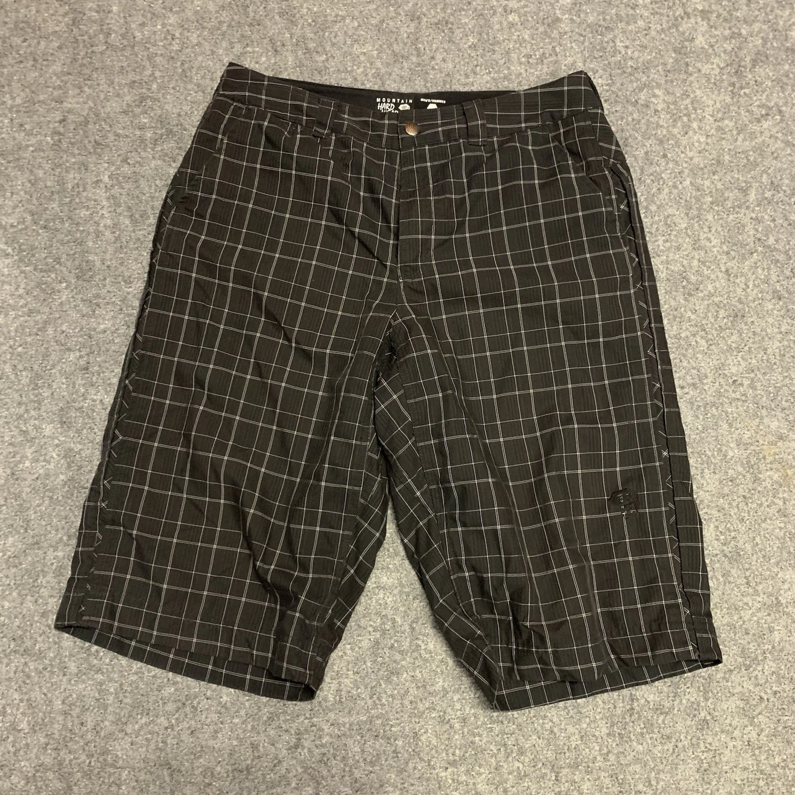 Mountain Hardwear Hiking Shorts | Men's 32 Outdoor Trendy Summer Fishing