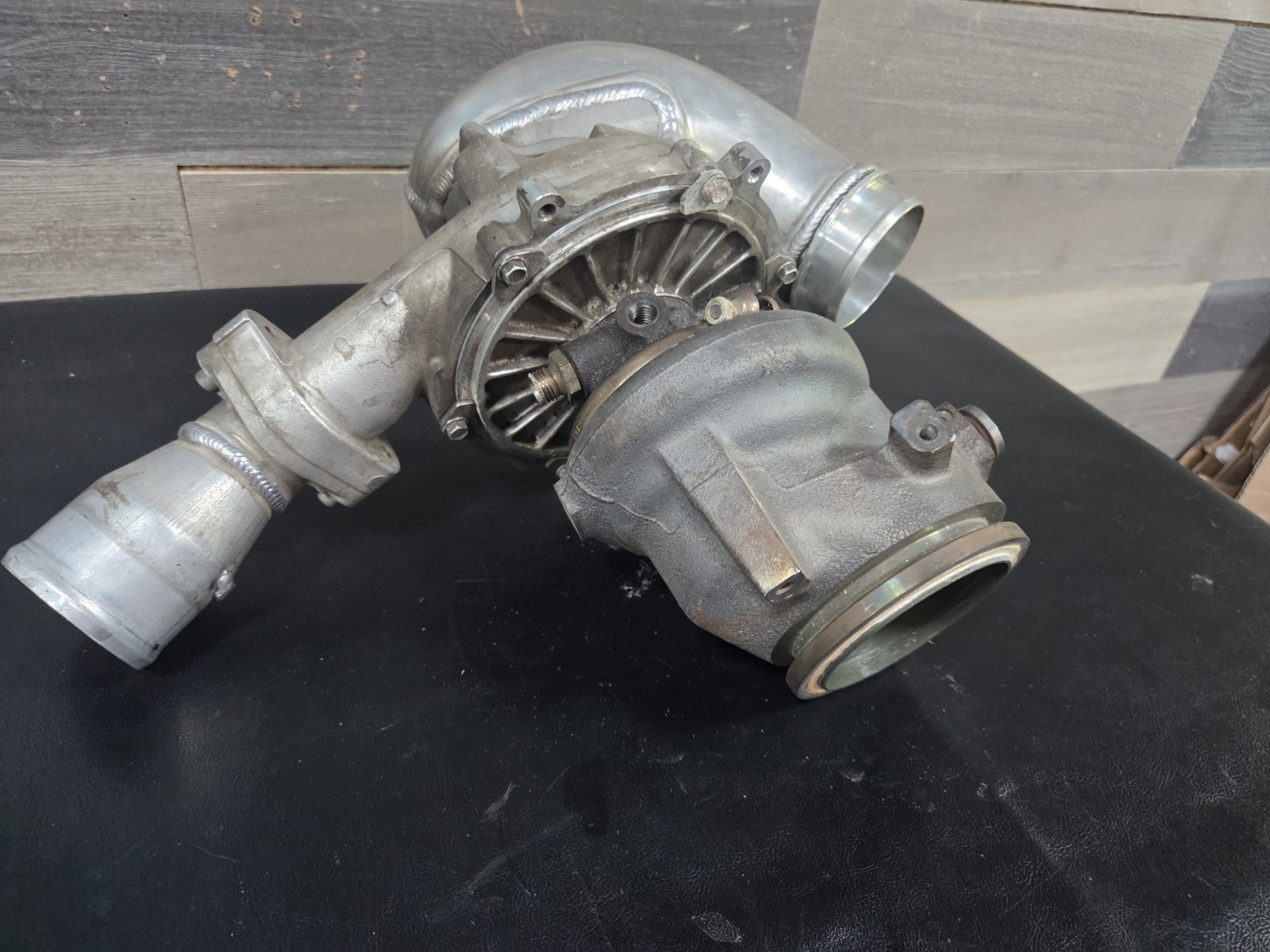 Ferrari 488 Spider Right Turbocharger P/N 496483