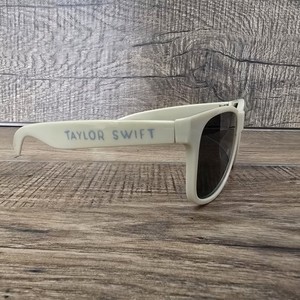 1989 Sunglasses Taylor Swift | eBay display picture 3