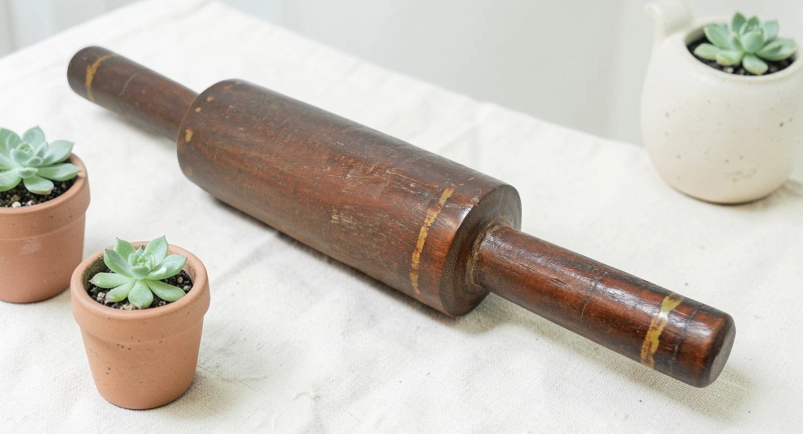Antique Wooden Kitchenware Chapati Bread Rolling Pin Belan Original Old Hand Car
Opens in a new wind