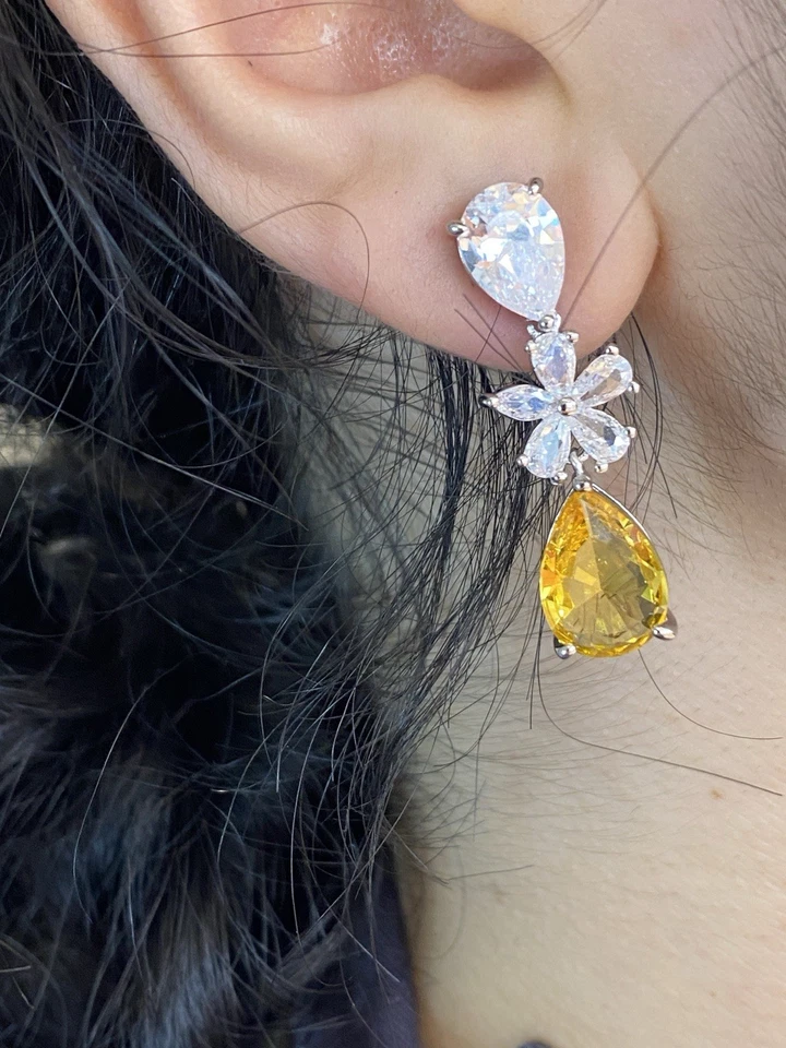 Orecchini Fiore Pendenti con Zirconi Giallo - Immagine 2 di 3