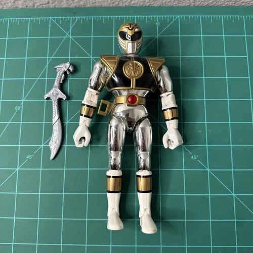 Vintage 1995 Metallic White Power Rangers Action Figure With Accessories 6”