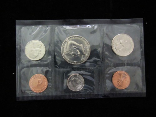 1993 United States Mint Uncirculated Coin Set - Picture 3 of 8
