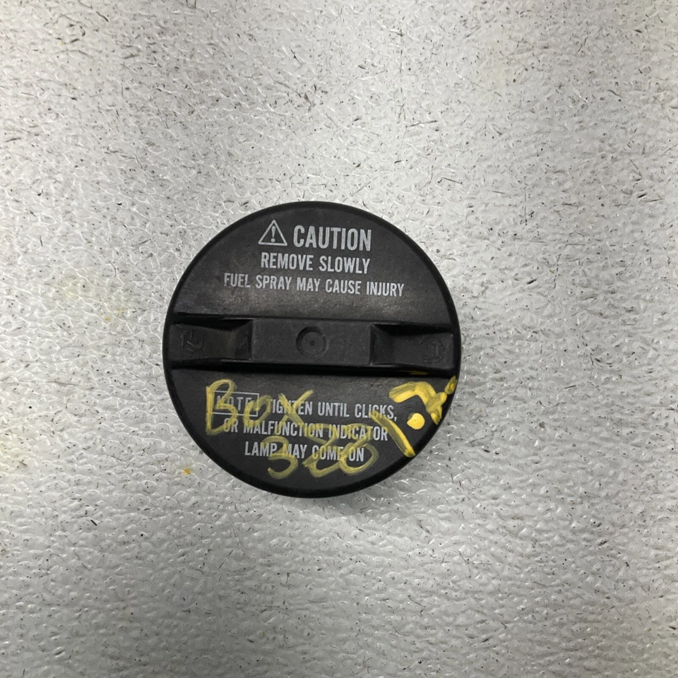 LEXUS OEM FACTORY GAS CAP 1999-2000 RX300 77310-48020 - Image 3 of 4