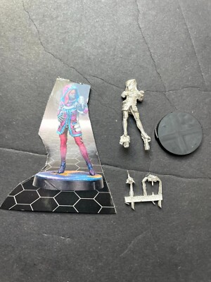 Infinity - Dire Foes Obsidian Head Pack - Underworld Fixer Miniature