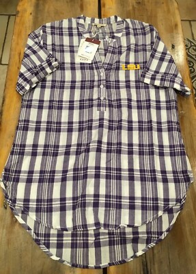 NCAA Women's Tie-Dye Top – 100% Cotton V-Neck Raglan Sleeve Shirt With Team Logo Embroidery