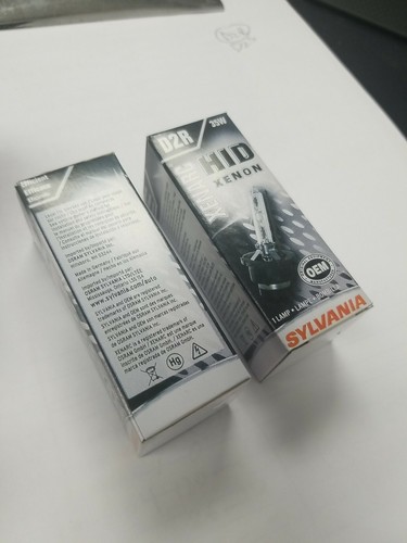 Sylvania HID Xenon D2R Two Bulbs Head Light Replacement Low Beam Lamp - 第 2/4 張圖片