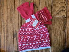 Girls Christmas Tobaggan And Gloves