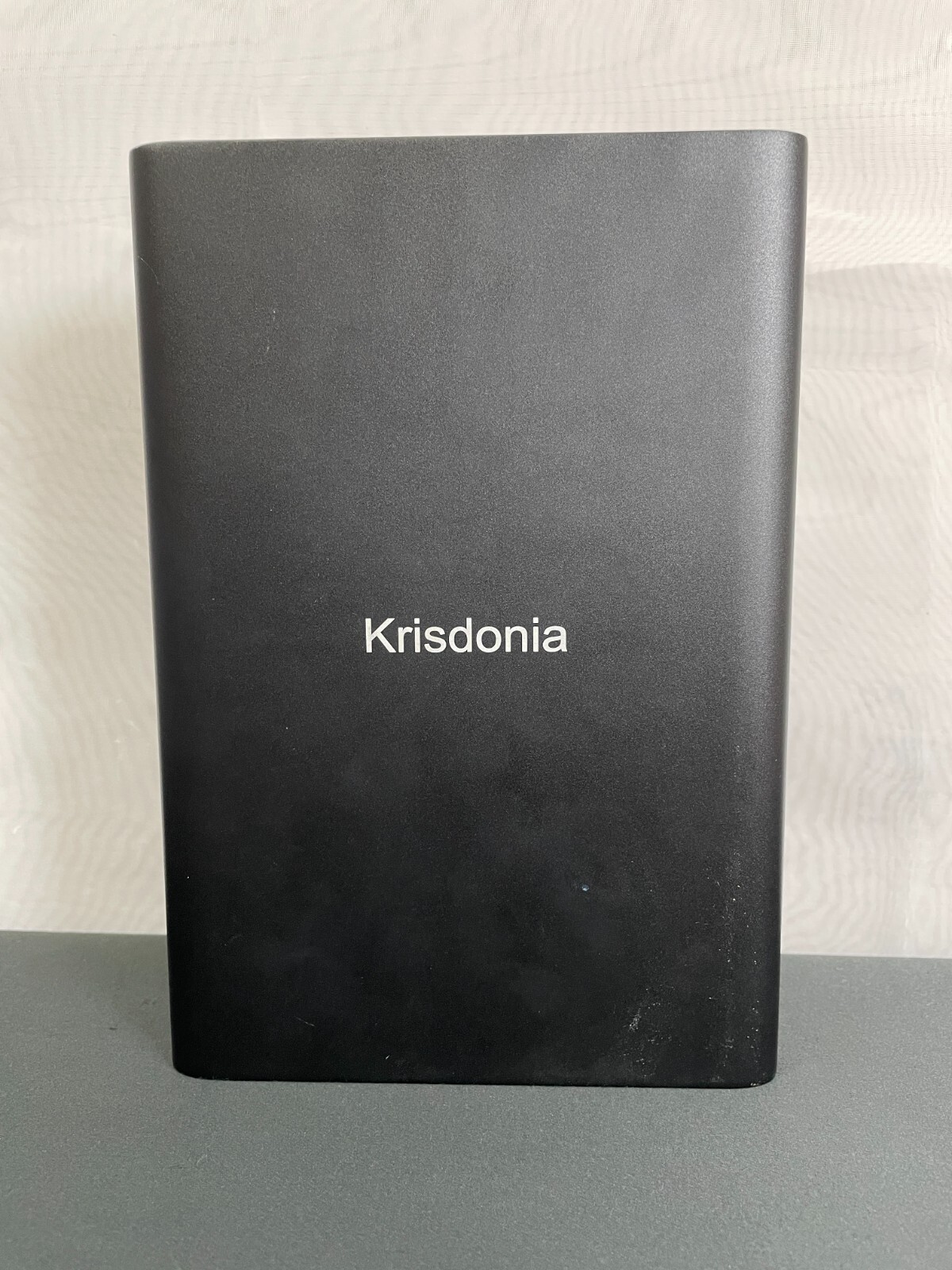 Krisdonia NJF-6X Black 60000mAh AC Outlet Portable Laptop Charger Power Bank