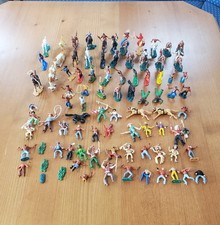 Alte Cowboy und Indianer Figuren 80 Teile (teilw. Tinpo Toys)