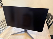 LG UltraGear 27GR95QE-B 27 Zoll QHD OLED Gaming-Monitor - WIE NEU! - RECHNUNG