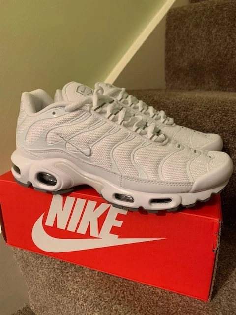 Nike Air Max Plus TN Uomo UK6 Bianco Grigio UK 6