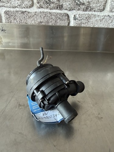 Original Audi VW Bosch Wasserpumpe Zusatzwasserpumpe 2Q0965567A