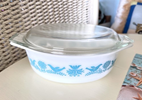Cazuela Pyrex Bluebird 043 1,5 qt de colección con tapa, excelente estado - Imagen 1 de 11