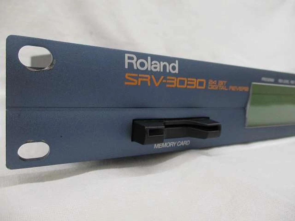 Roland SRV-3030 24-Bit Digital Reverb Effect Processor Good Condition from Japan - Image 4 of 4