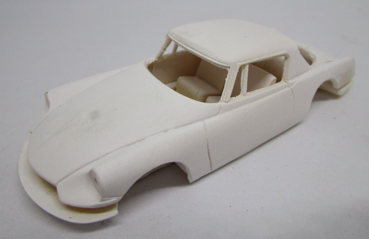 Citroën DS 21, Voiture miniature 1/43