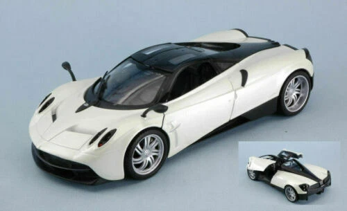 Altri modellini statici di veicoli Scala 1:24 Pagani