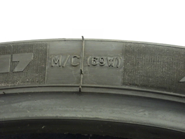 Neumático trasero Suzuki SV650 SV 650 #7534 Michelin Pilot Road Foto 4 de 4