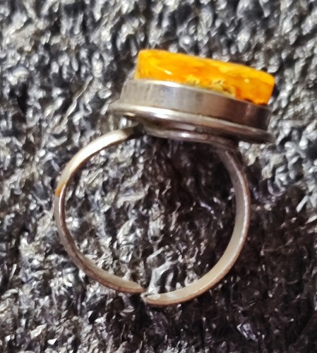 Chic large VINTAGE ring with natural landscape royal amber 1950 - Picture 10 of 11