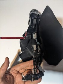 LEGO Star Wars: Kylo Ren (75117): Missing Shin Guard (Used)