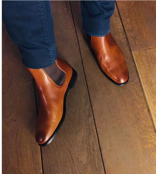 Classy top leather boots