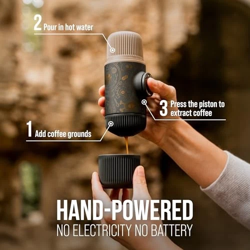 Cafetera espresso portátil Nanopresso incluida con estuche protector, 18 bar Foto 3 de 4