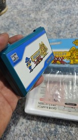 Game &Watch Gold Cliff Nintendo  Only the screen protector is visible.