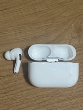 Apple AirPods Pro 1st Gen Charging Case Works And Defective Left Earbud.