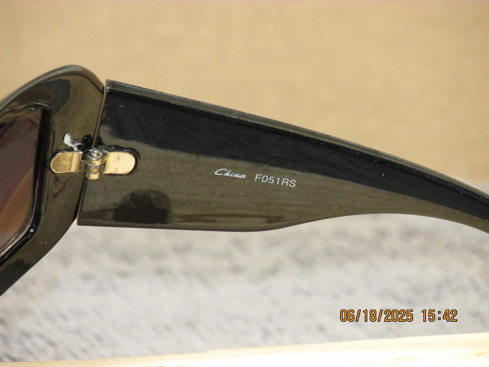 El anuncio es para: (1) Gafas de sol negras Florida State Zebra con logotipo FSU Osceola Foto 4 de 4