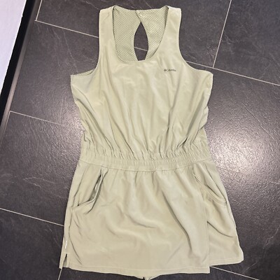 Columbia Sports Green Jumpsuit Short Size L Women neuwertig