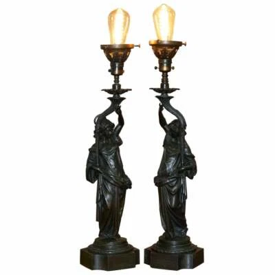 PAR DE LÁMPARAS DE MESA FRANCESAS VICTORIANAS TARDÍAS DE BRONCE MACIZO DE DONCELLAS ART NOUVEAU - Imagen 1 de 4