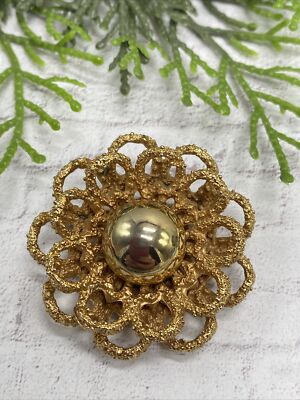 Flower Vintage Rich Gold Tone Texture Brooch Pin Statement Floral Jewelry~1 3/4 
