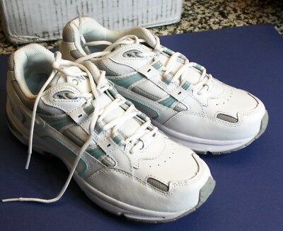 vionic 23 walk sneaker