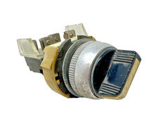 Allen-Bradley 800T-H2A Selector Switch *Series F* 1 N.O. - 1 N.C. Contact