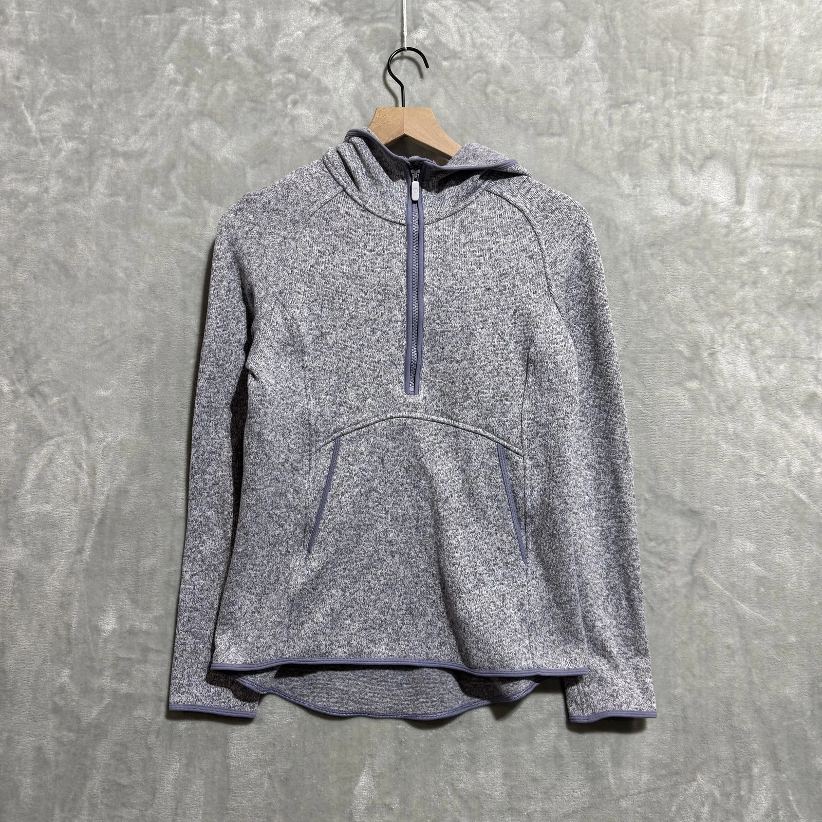 Lululemon Pullover Womens 8 Gray Sweater Hooded Half Zip Fleece Athletic Running