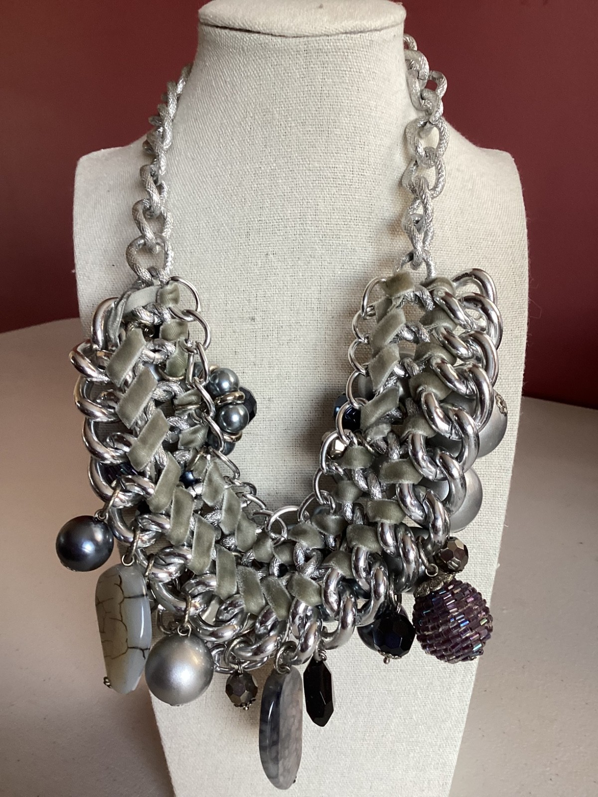 Statement Silver-Tone Cluster Necklace - image 5