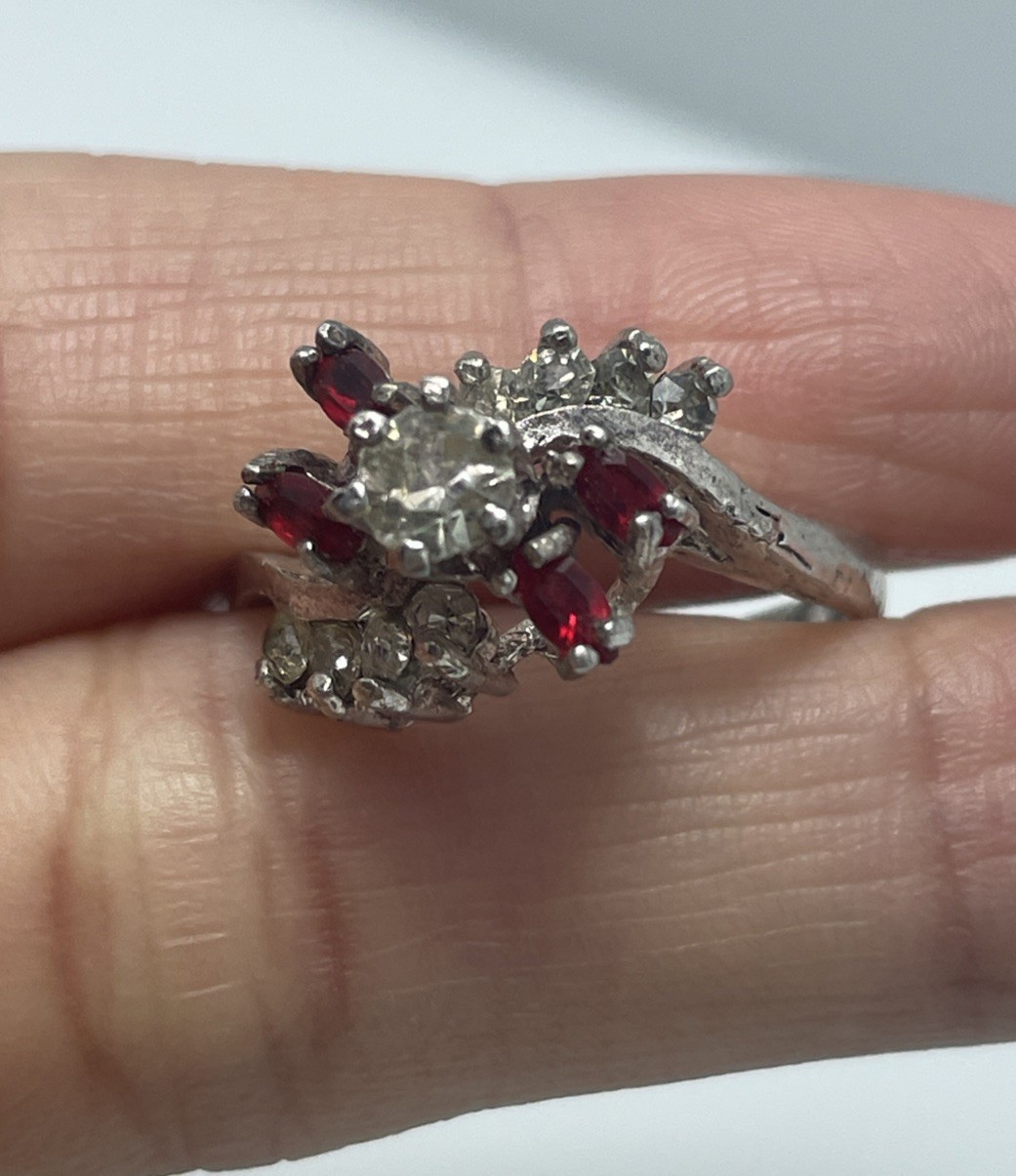 STERLING SILVER CLUSTER RING RUBY ROUND CUT Sz 6.… - image 1
