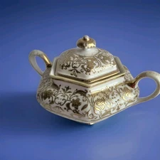 Nippon Gold Gilded Moriage Hexagon Sugar Bowl w/Lid Hand Painted Rare Large
