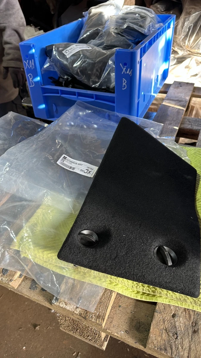 OEM Mercedes V-Klasse VIANO W447 O/S RECHTS INNEN TEPPICHABDECKUNG  