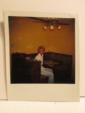 VINTAGE FOUND PHOTOGRAPH ORIGINAL ART PHOTO POLAROID WOMAN RESTAURANT BOOTH PIC