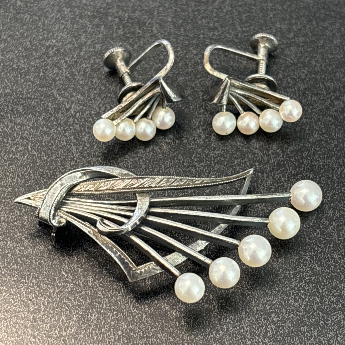 Mikimoto Tokyo Vintage Pearl Brooch Earring Set Sterling Mikimoto Tokyo Vintage Pearl Brooch Earring Set Sterling