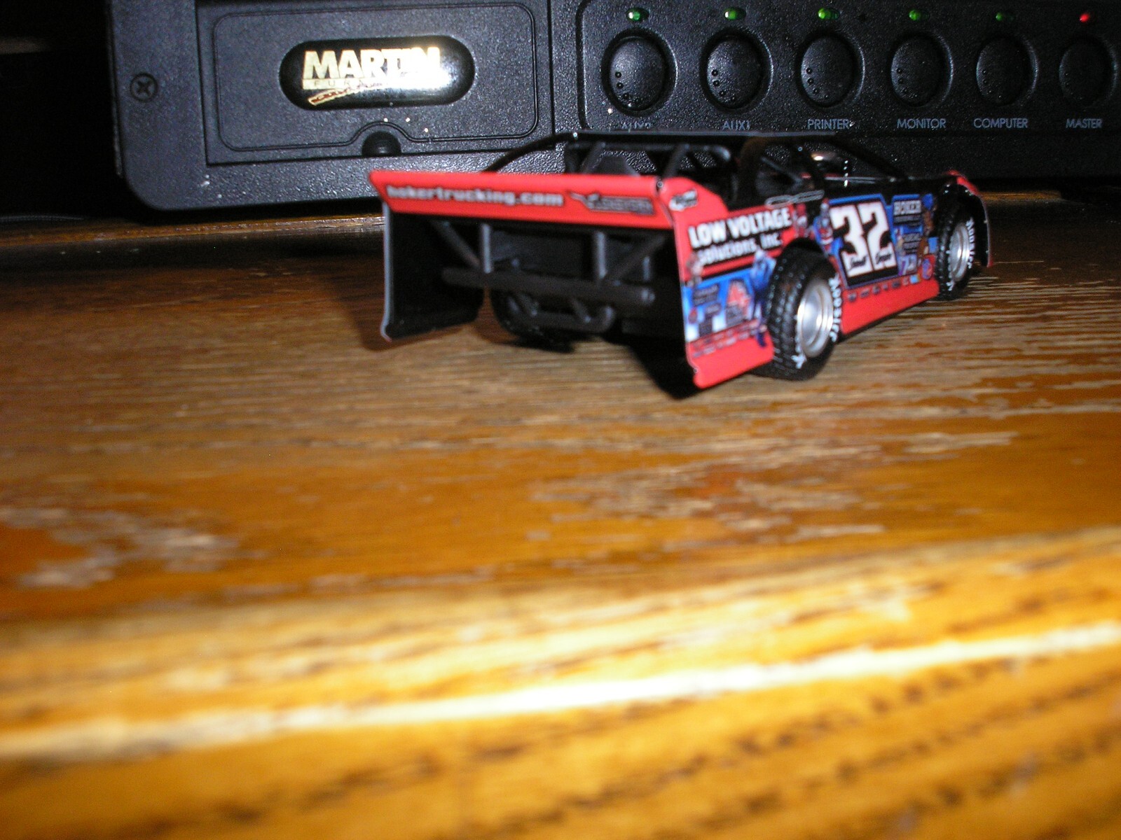 Picture 4 of 6