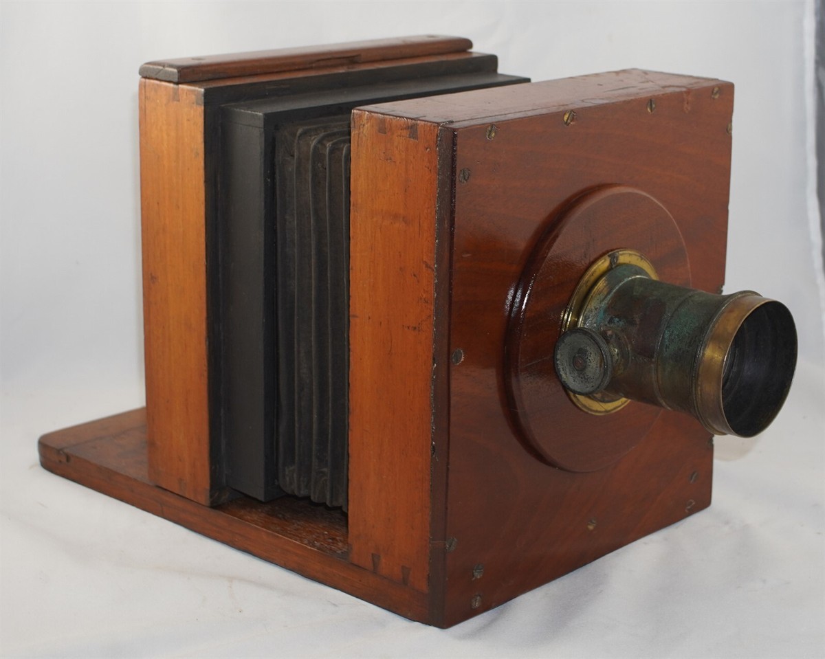 Early Wet Plate Camera w/ Radial Drive Brass Lens