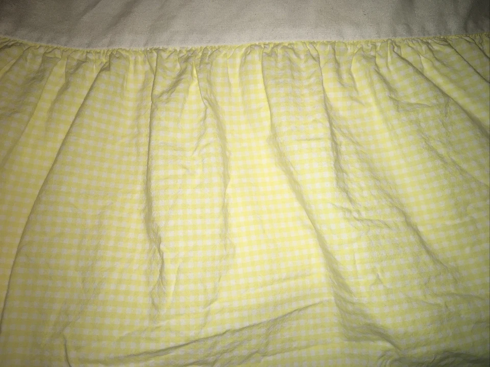 Falda de cama completa Pottery Barn Kids con guinga a cuadros amarilla blanca 13" Drop Cottage Foto 2 de 4